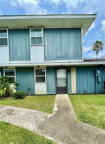 3 Jasmine Ln #3