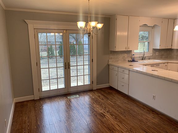 5th image of 2917 Mere Dr