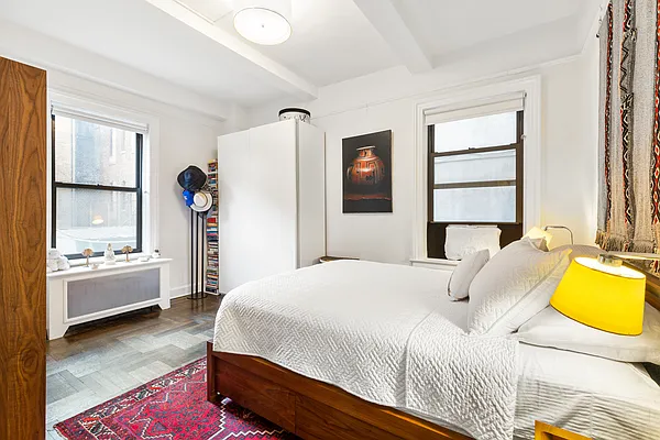 Sold by Nest Seekers International | media 5