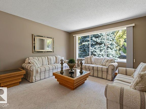 5th image of 22 Wentworth Cres