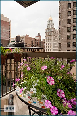 Sold by Brown Harris Stevens | media 17