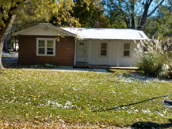 260 N Birks St, Decatur, IL 62522