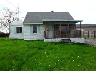 3024 Shaw St, Burton, MI 48529