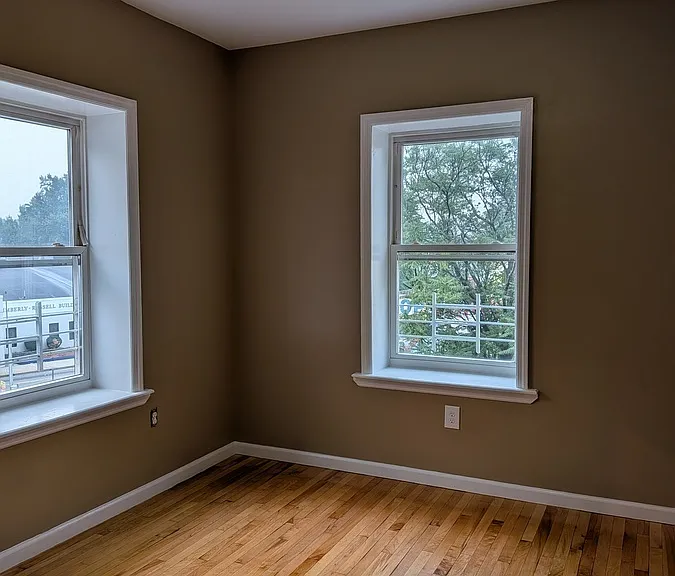 39 N Burnett St — Photo 11