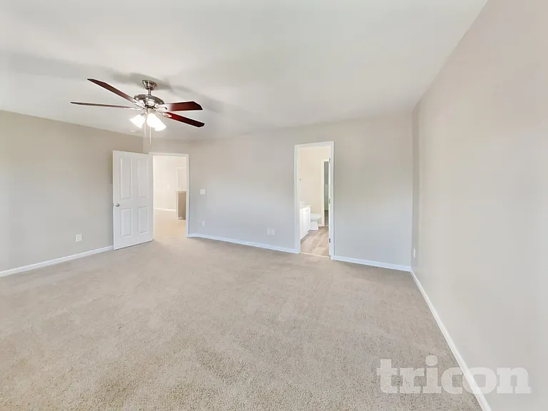 6867 Horseback Ln — Photo 8