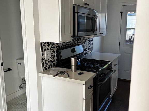 4th image of 338 W Prospect St APT C