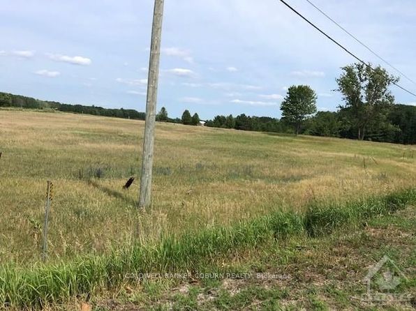 15758 Highway 17, Ottawa, ON K7S 3G7