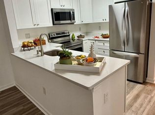 6903 Victoria Dr UNIT F, Alexandria, VA 22310