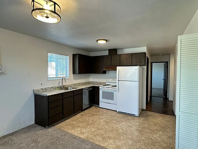 939 N Baker Ave #1-4 — Photo 5