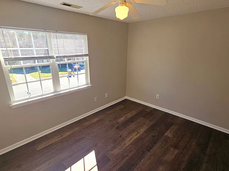 2125 Brandymill Ln — Photo 4