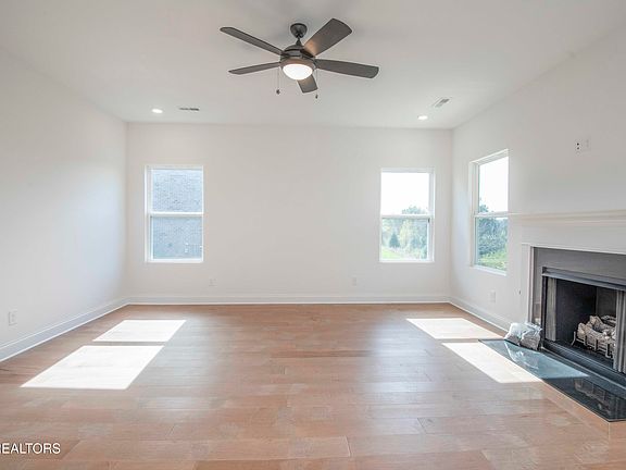 6th image of this home