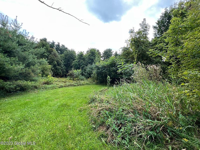 5th image of 190 Raymond Wright Avenue