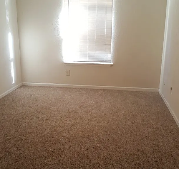 9538 Chesapeake Blvd — Photo 8