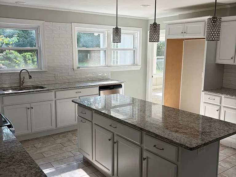 1300 N Waldron Rd — Photo 12