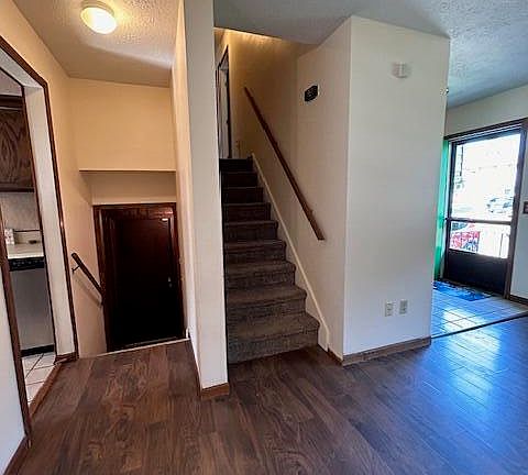 4th image of 5222 Sunrose Ave