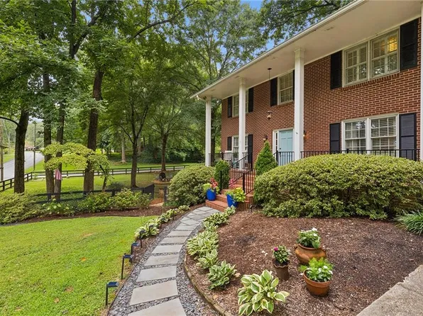 2544 Circlewood Rd NE, Atlanta, GA 30345