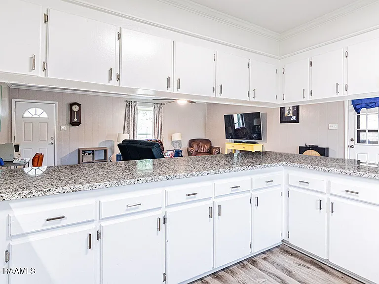 1055 Eddie Ray Rd — Photo 11