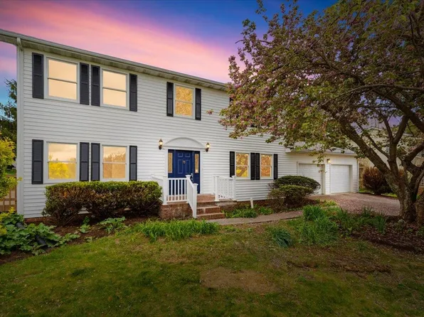 406 Seminole Dr, Blacksburg, VA 24060