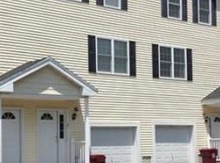127 Hildreth St APT 2, Lowell, MA 01850