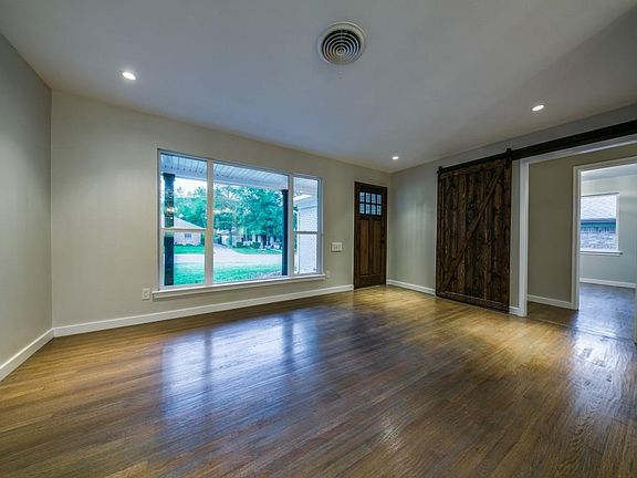 3rd image of 8253 Claremont Dr