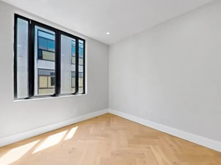 1 Jackson St #201 — Photo 4