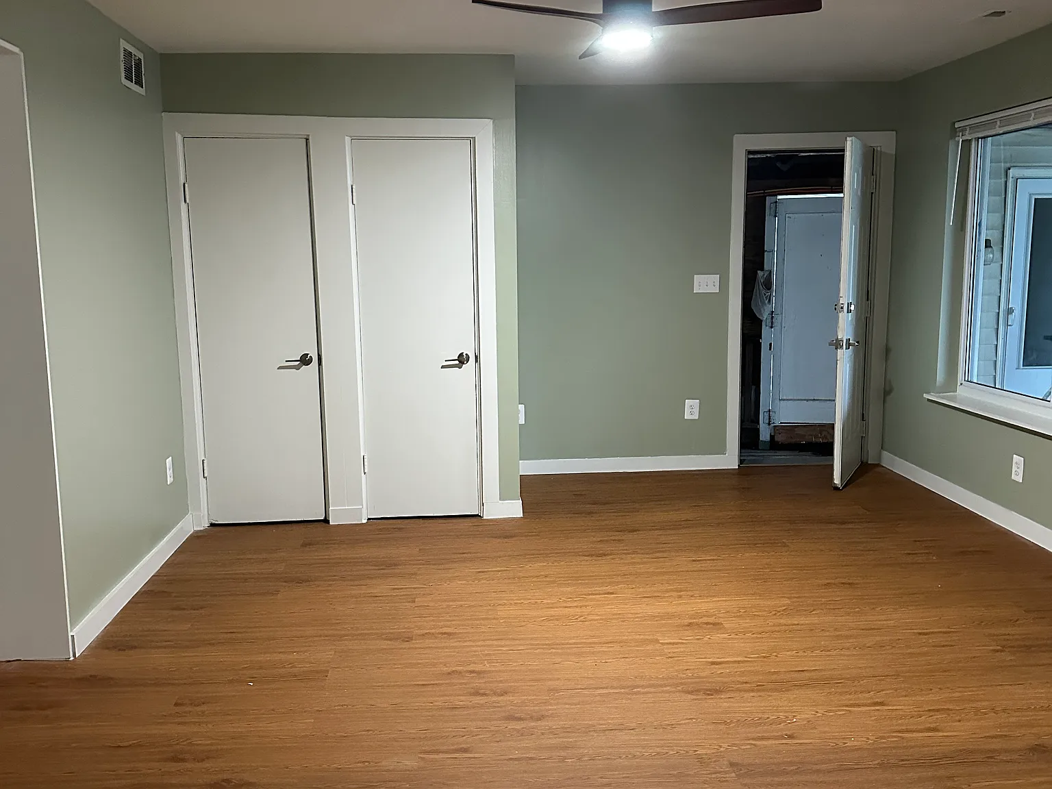 3 bed, 1703 sqft, $2,500 — Photo 2