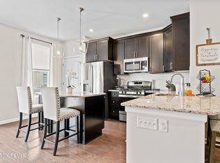 306 Discovery Rd, Brick, NJ 08723