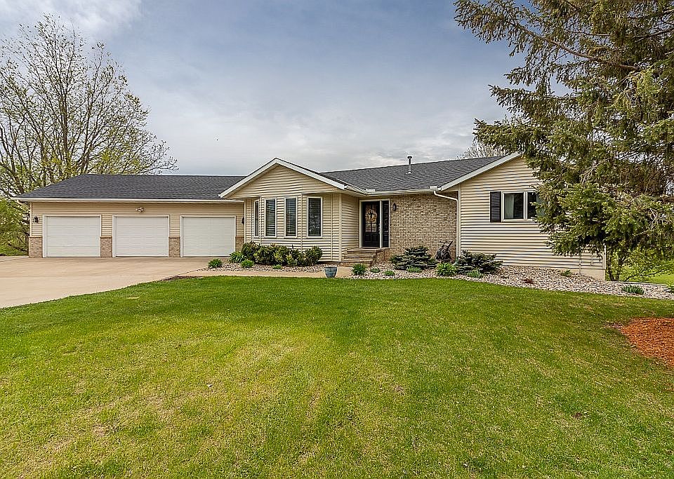 1st image of 1205 William St