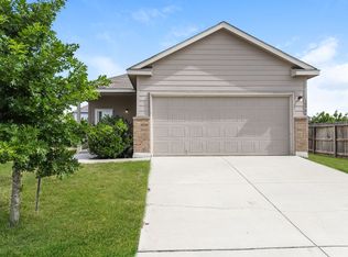 10906 Airmen Dr, Converse, TX 78109