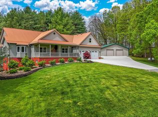 4129 Grove Church Rd, Gambier, OH 43022