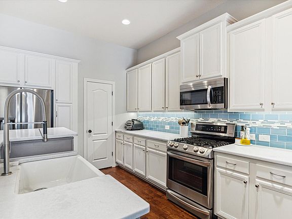 5th image of 3310 Spring Landing Ln