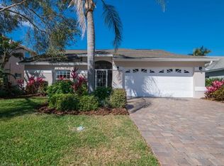 10951 Fieldfair Dr, Naples, FL 34119