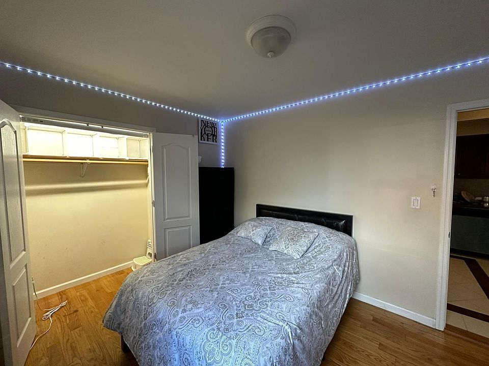 1st image of 5622 136th St #5622