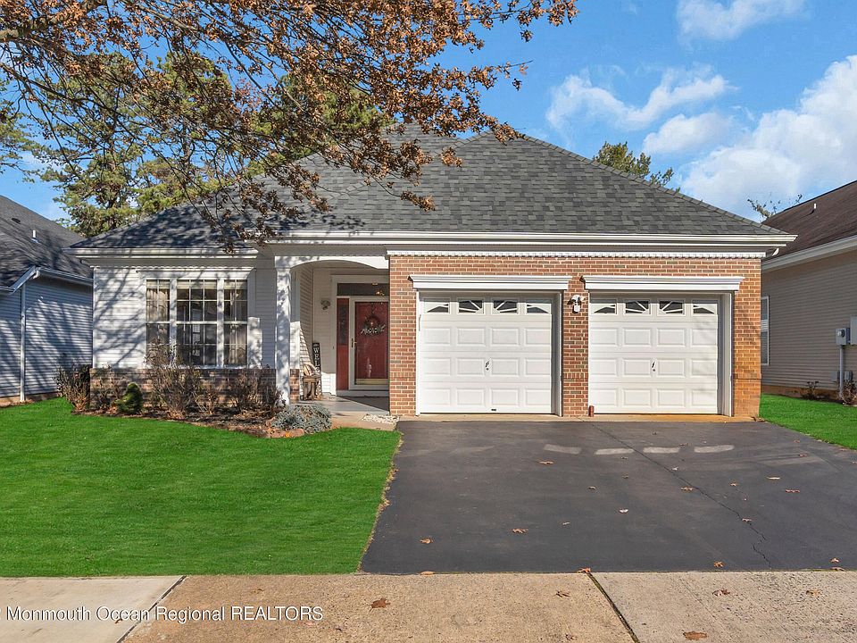 1st image of 6 Amberwinds Ct