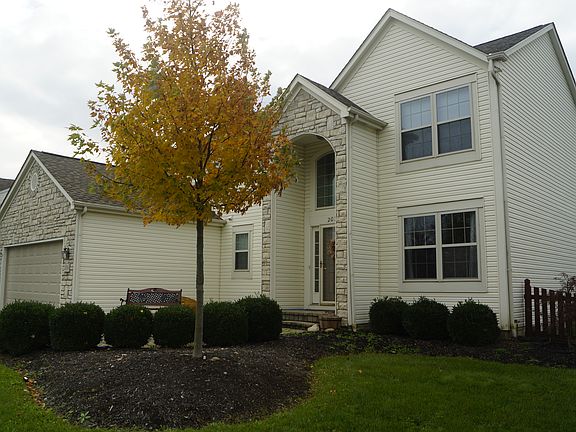 2nd image of 2036 Maxwell Ave