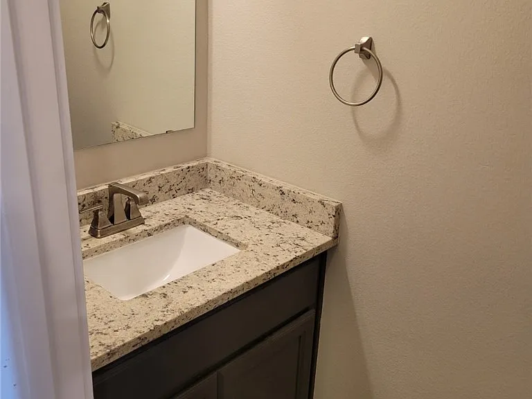 3908 Yukon Ln — Photo 5