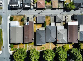 3186 E 28th Ave, Vancouver, BC V5R1S7