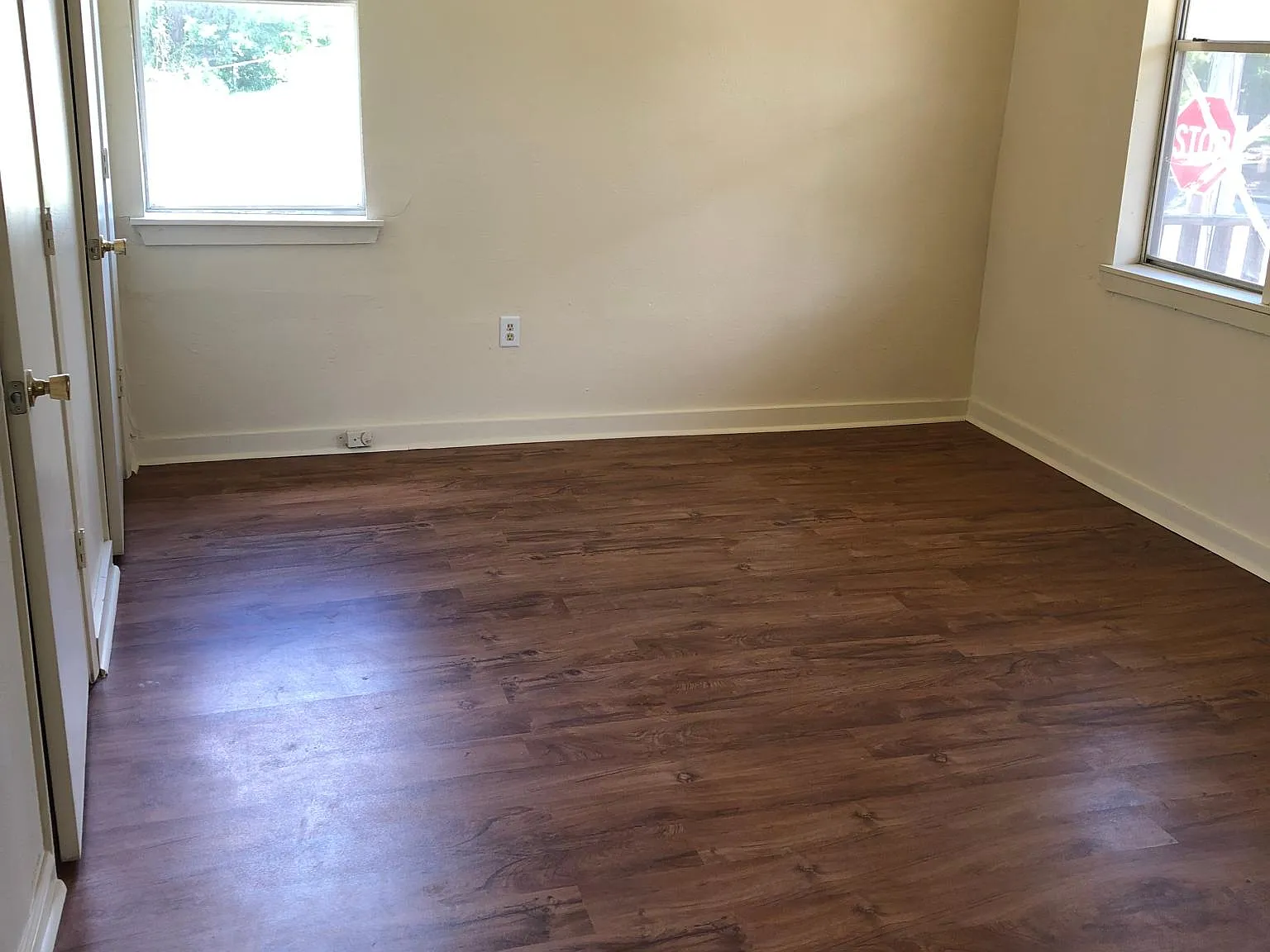 715 Myrtle Ave — Photo 3