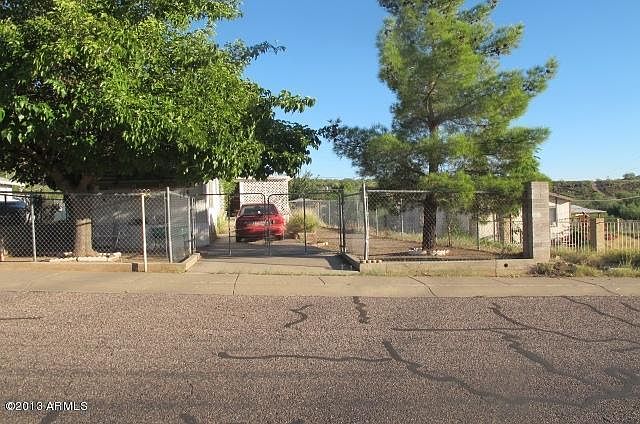 1st image of 74 W Sunset Dr