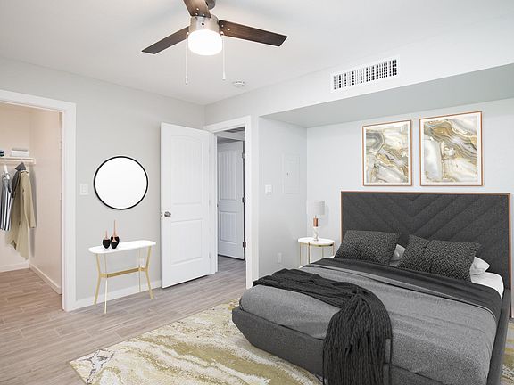 4th image of 2122 W Augusta Ave APT 5