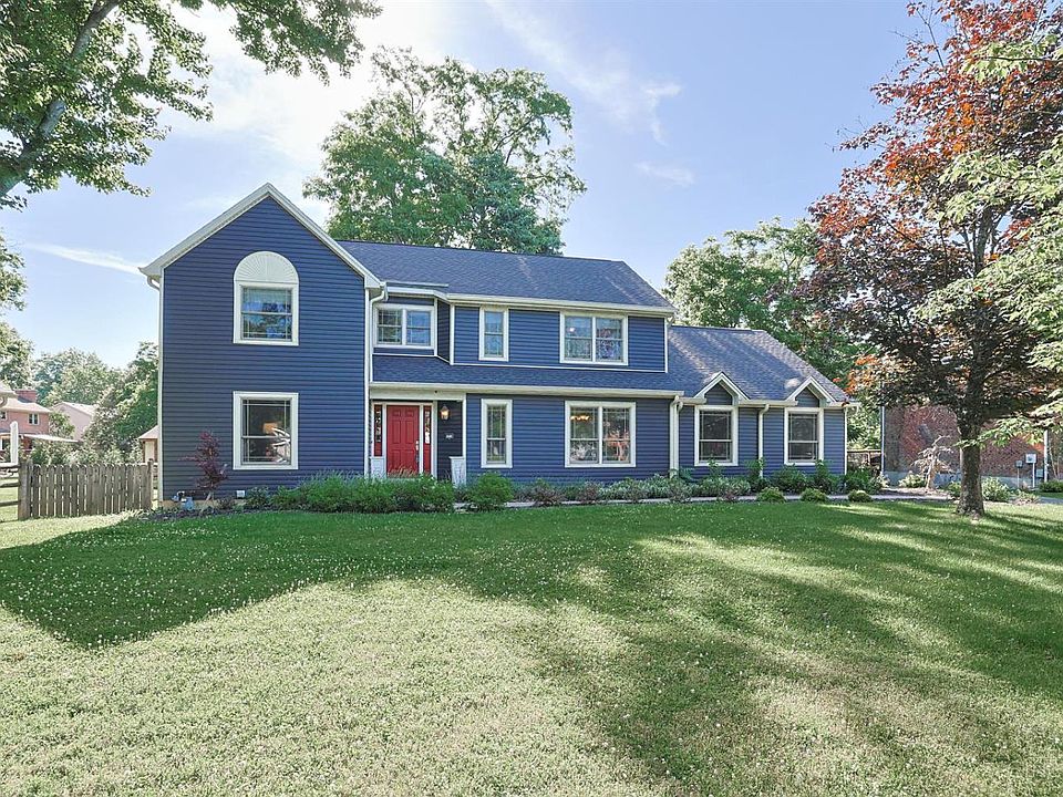 1st image of 6214 N Shadow Hill Way