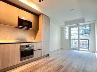 108 Peter St #601, Toronto, ON M5V 0W2