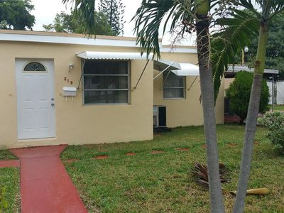 219 NE 4th St, Hallandale, FL, 33009