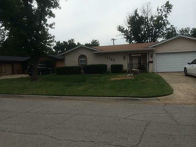 1st image of 11733 N Victoria Dr