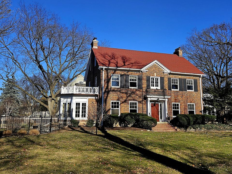 1st image of 601 Fair Oaks Ave
