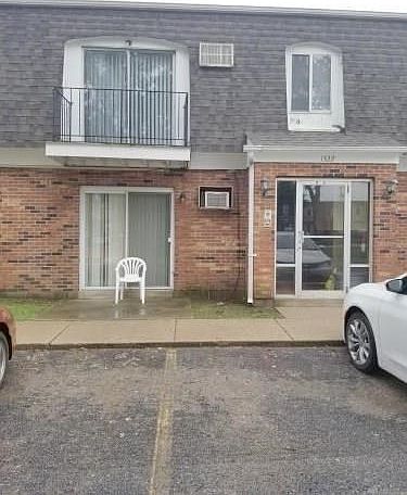 1st image of 1322 Imperial Ct APT B