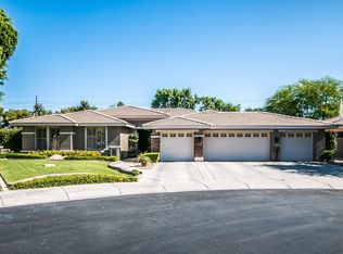 64 E Sunburst Ln, Tempe, AZ 85284