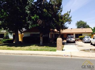 3804 Amberwood Ln, Bakersfield, CA 93309