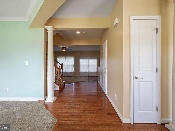 3rd image of 245 Mayapple Ln