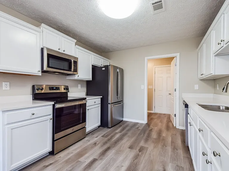 1444 Arbor Place Dr — Photo 8